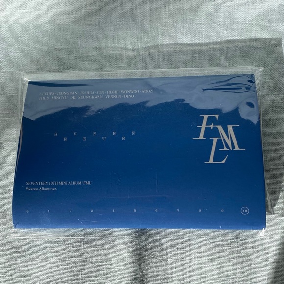 NEW VERNON SEVENTEEN FML 10th Mini Album Weverse Albums Ver. Complete w/PCs - Picture 3 of 7